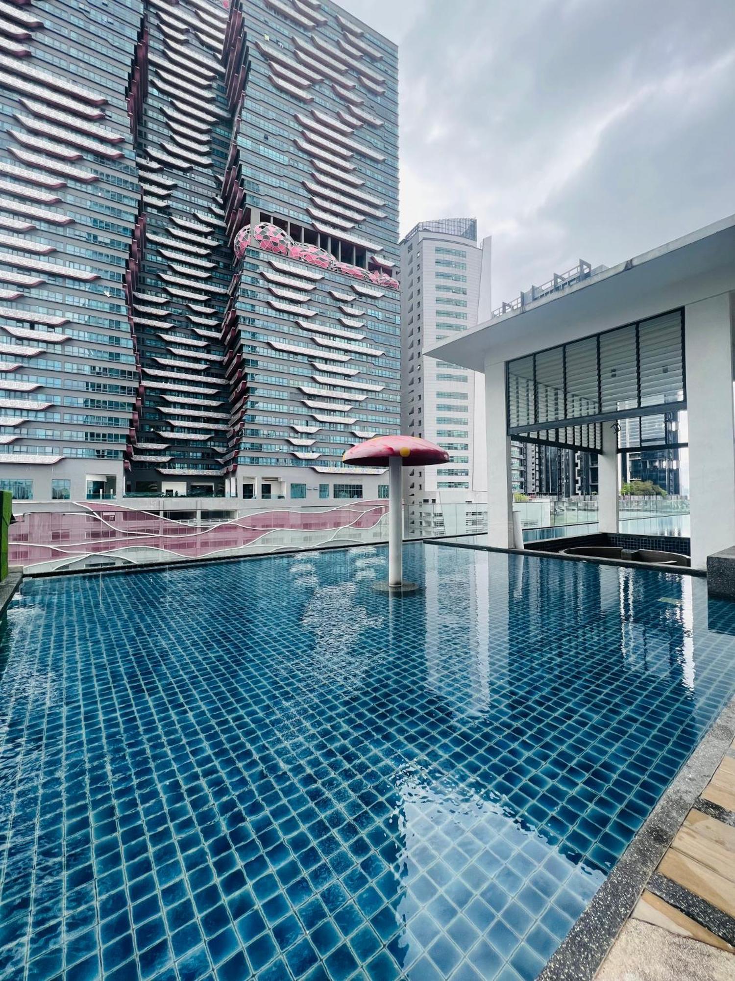Reizz Residence By D'Amour Kuala Lumpur Luaran gambar